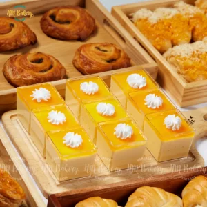 Mousse chanh dây cup vuông 3cm