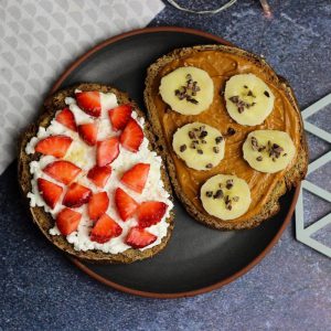 Cách ăn bánh mì đen giảm cân