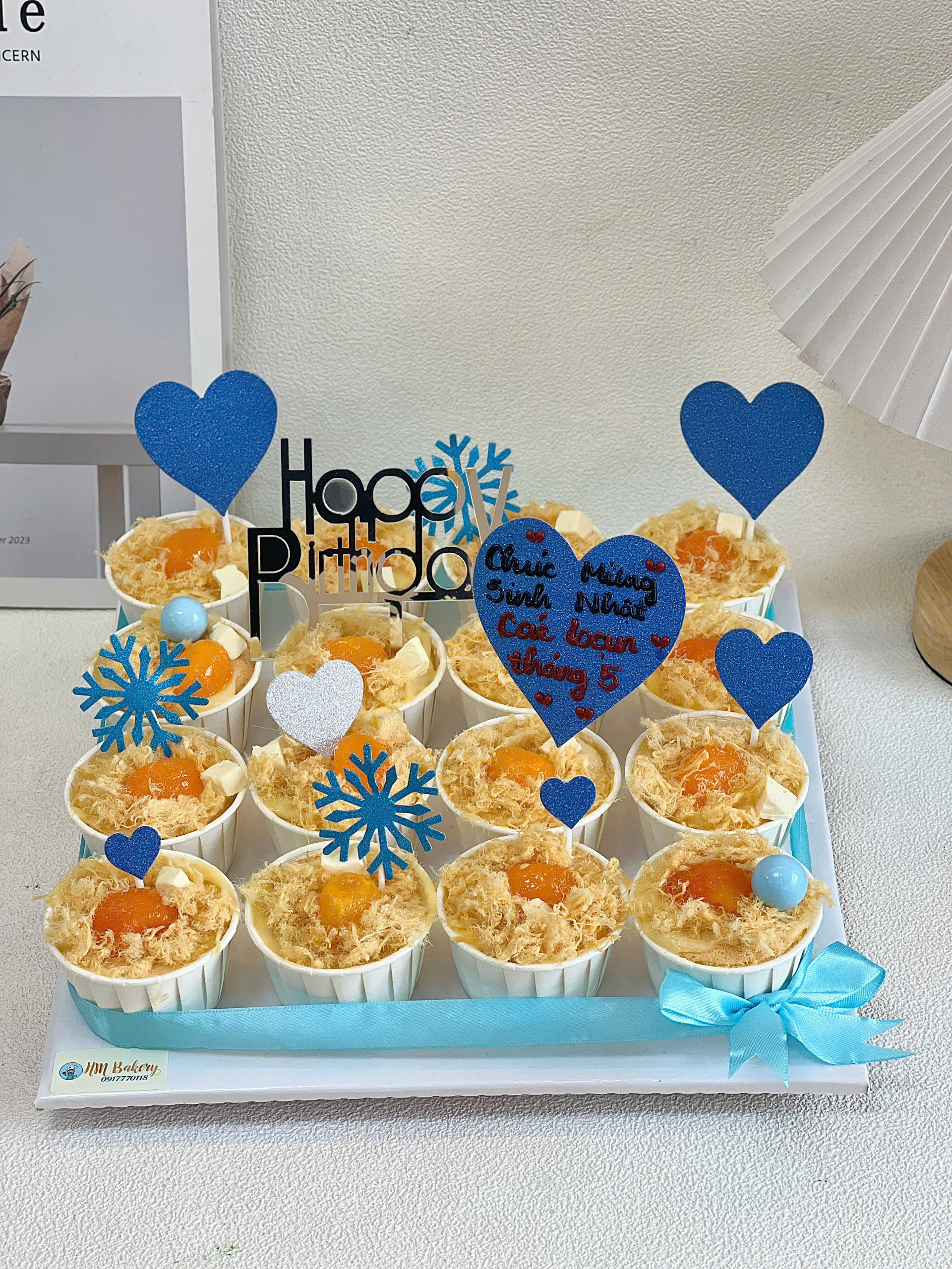 Bánh Cupcake trứng muối + kèm phụ kiện - Ảnh 2