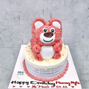 Bánh kem tạo hình gấu dâu