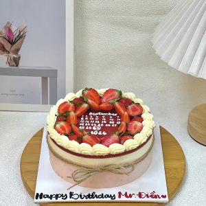 Mousse dâu tim ngày tháng 16cm