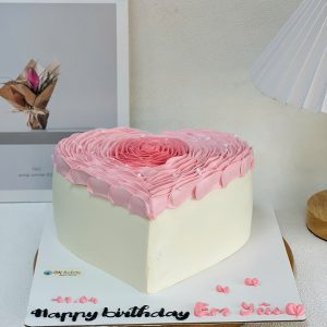 Bánh kem hoa hồng hình tim 16cm