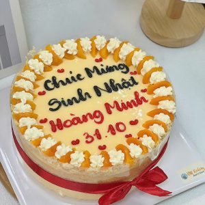 Bánh bông lan trứng muối sinh nhật