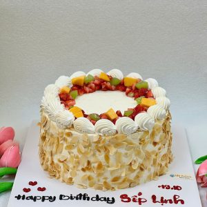 Bánh kem bắp trang trí trái cây E16