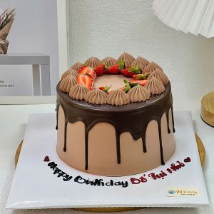 Bánh chocolate trang trí trái cây 14cm T03