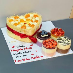 bông lan trứng muối tim 18cm + 4 ly tròn mousse