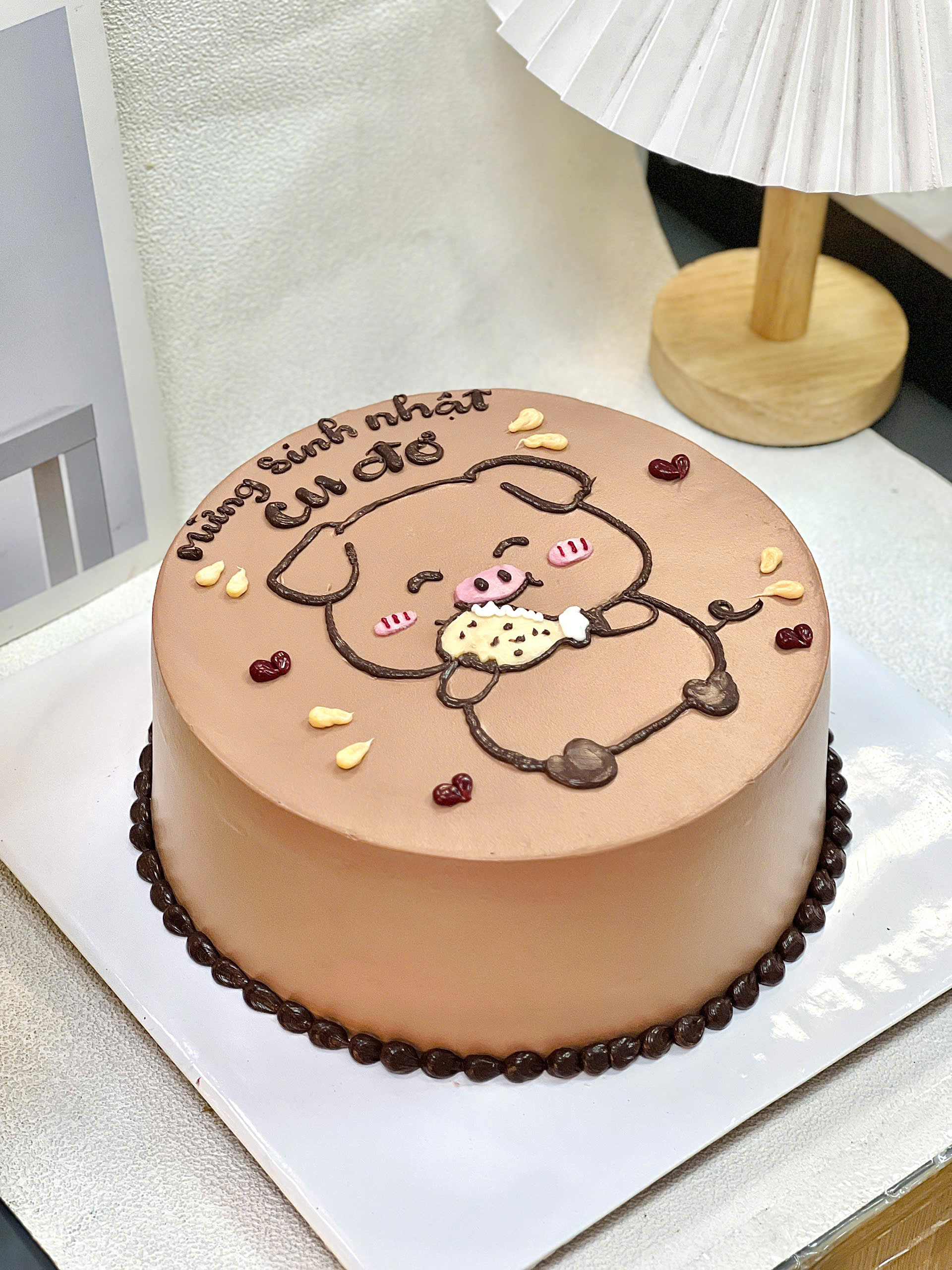 Bánh kem cốt chocolate vẽ hình 34 - Ảnh 2