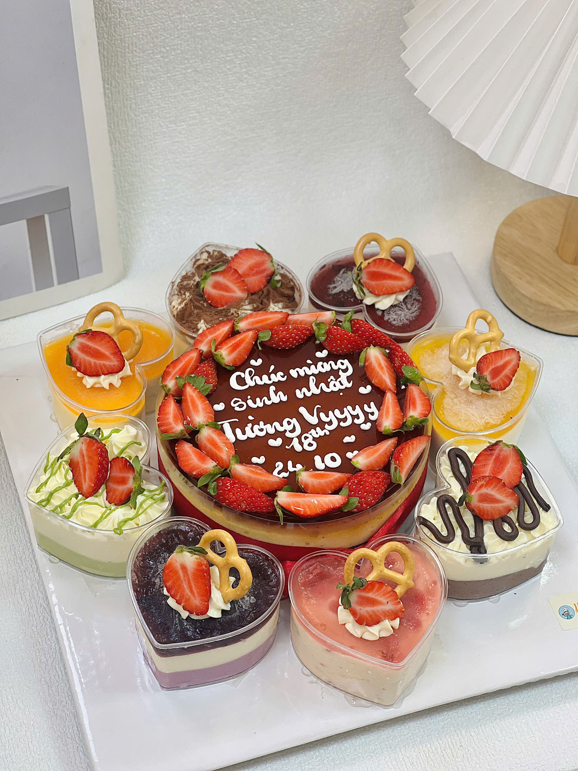 Bánh Mix & Match MM 13: Flan Gato 15cm + 8 cup tim mousse - Ảnh 2