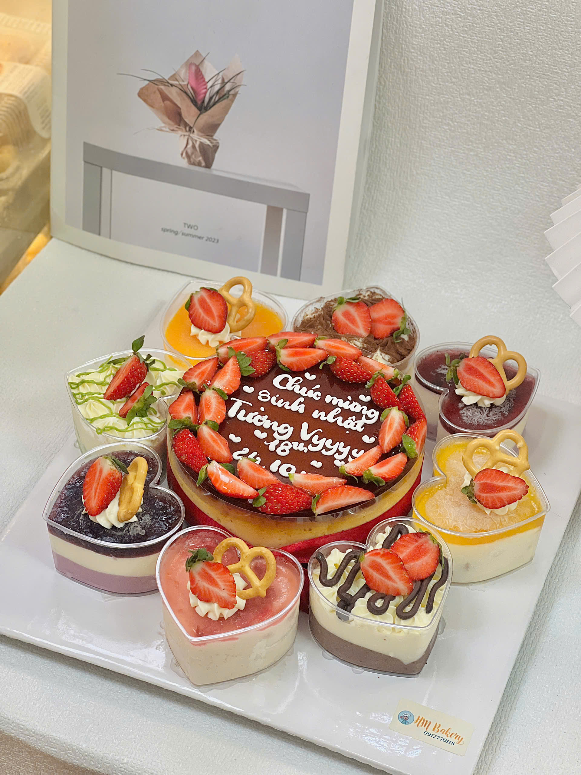 Bánh Mix & Match MM 13: Flan Gato 15cm + 8 cup tim mousse - Ảnh 3